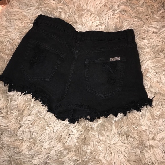 Shorts - Picture 2 of 2